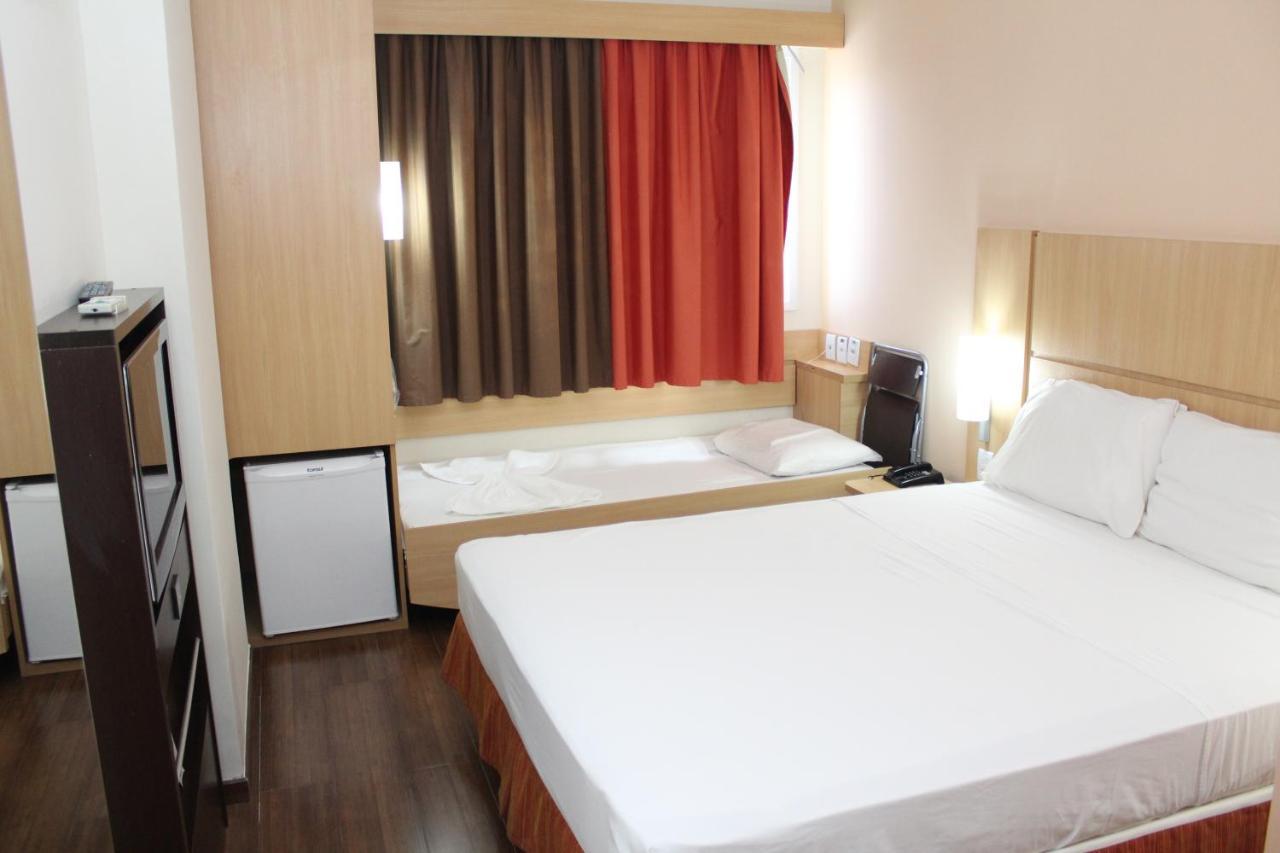 Hotel Ibis Feira De Santana Exterior foto